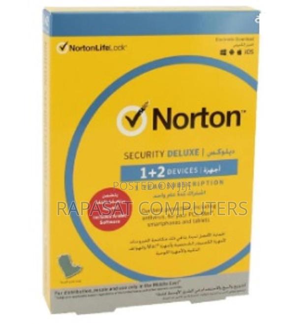 Norton Internet Security - Deluxe | 3 Users | 1 Year · Photo 1