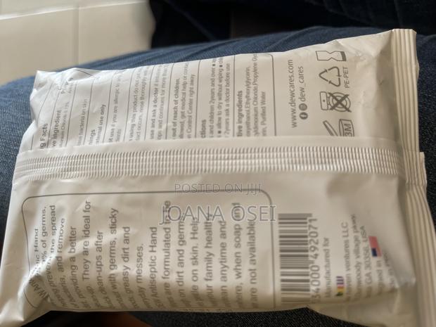 Hand Sanitizer Wipes · Photo 2