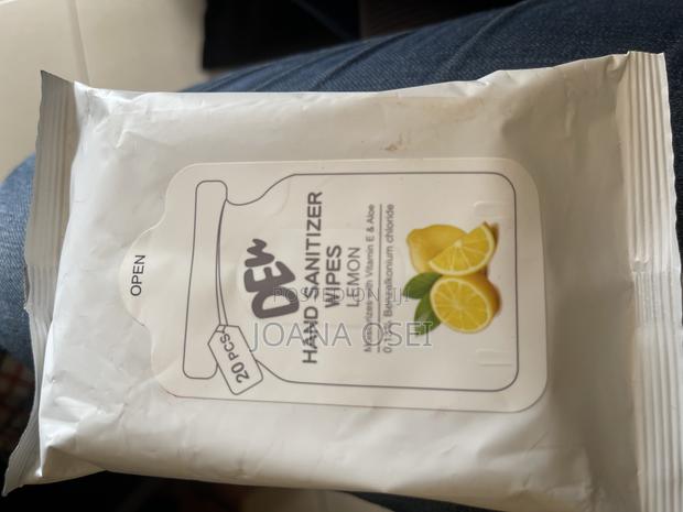 Hand Sanitizer Wipes · Photo 1