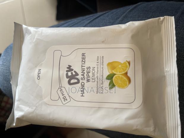 Hand Sanitizer Wipes · Photo 3