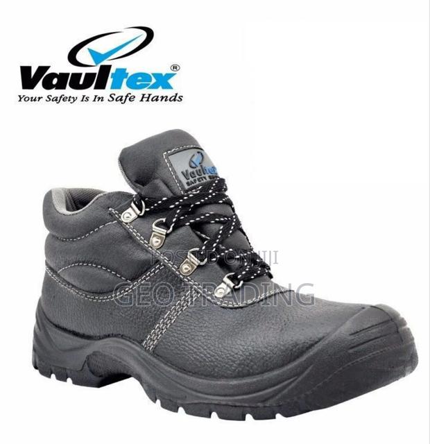 Safety Boot (Vaultex) · Photo 1