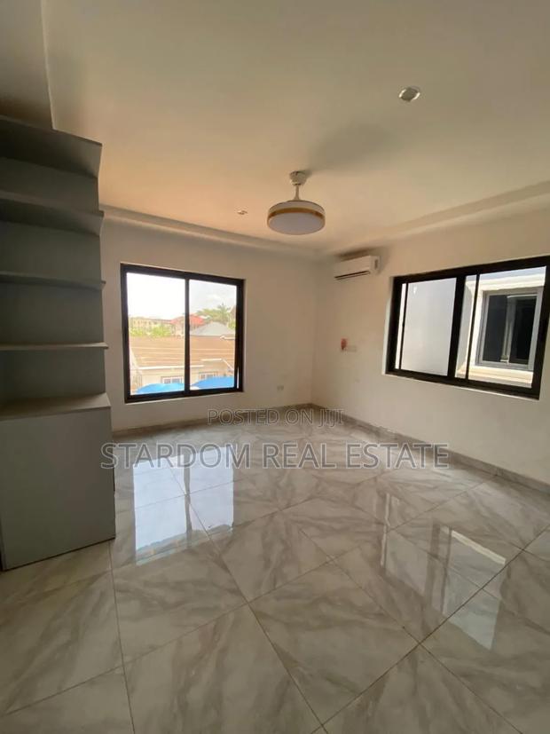2bdrm Apartment in East Airport, Spintex for rent · Photo 3