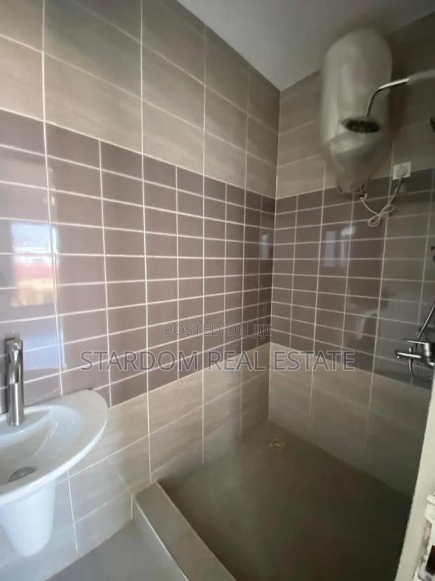 2bdrm Apartment in East Airport, Spintex for rent · Photo 8