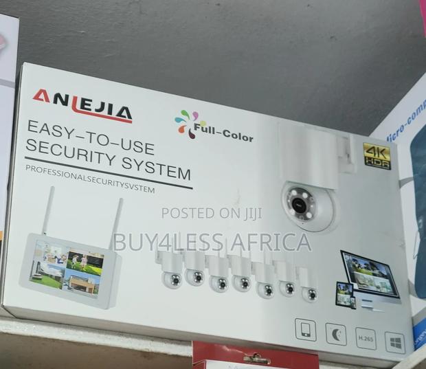 7 Channel Security Camera Kit, Includes NVR With Screen · Photo 1