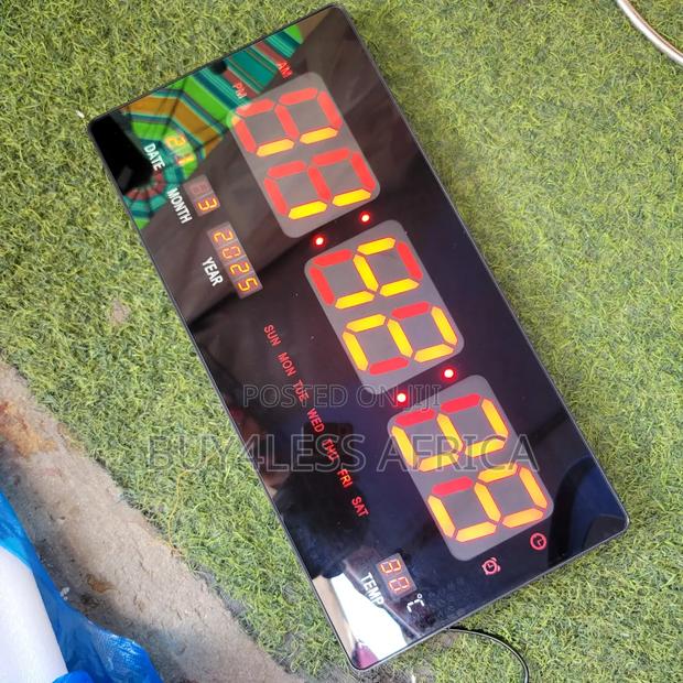 Led Number Digital Clock · Photo 1