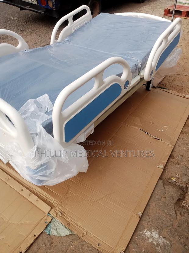 Hospital Bed 3crank · Photo 1