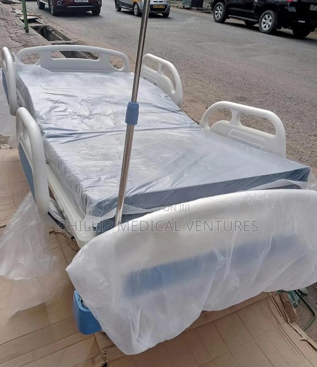 Hospital Bed 3crank · Photo 2