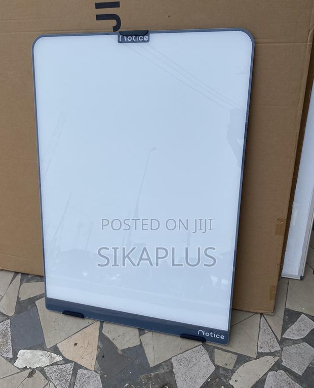 Glass Type White Board Flip Chart Stand · Photo 1