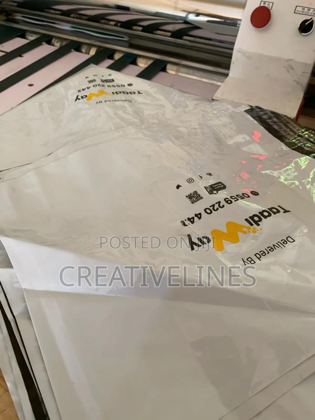 Customized Polymailers · Photo 3