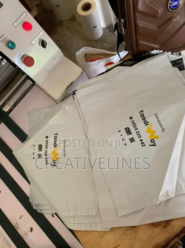 Customized Polymailers · Photo 5