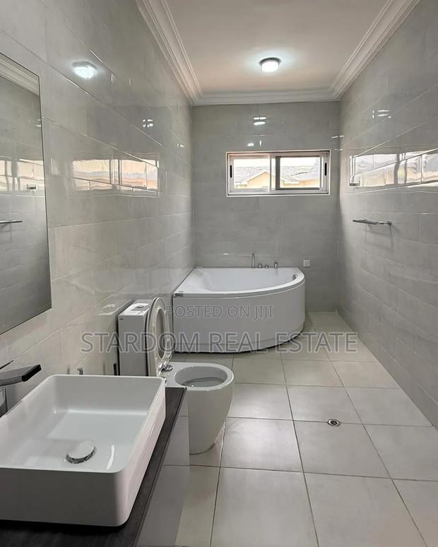 3bdrm Duplex in Cantonments for rent · Photo 7