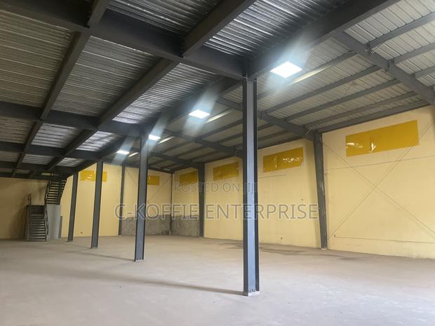 1000 SQM Warehouse at Spintex Main Road for Rent · Photo 2