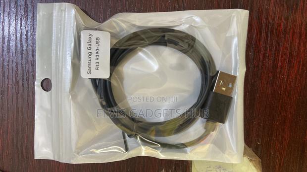 Galaxy Watch Fit 3 Charger · Photo 2