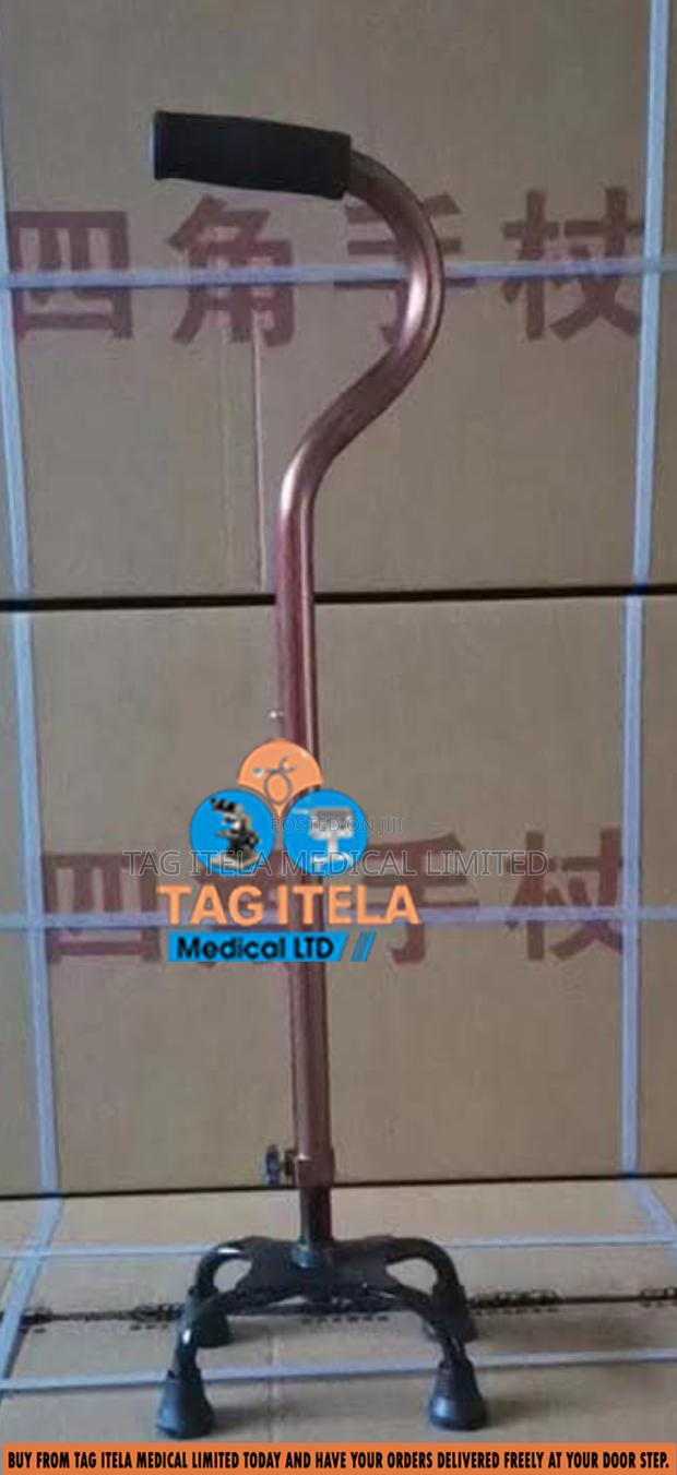 Walking Stick (4 Legs Quad Cane) · Photo 2