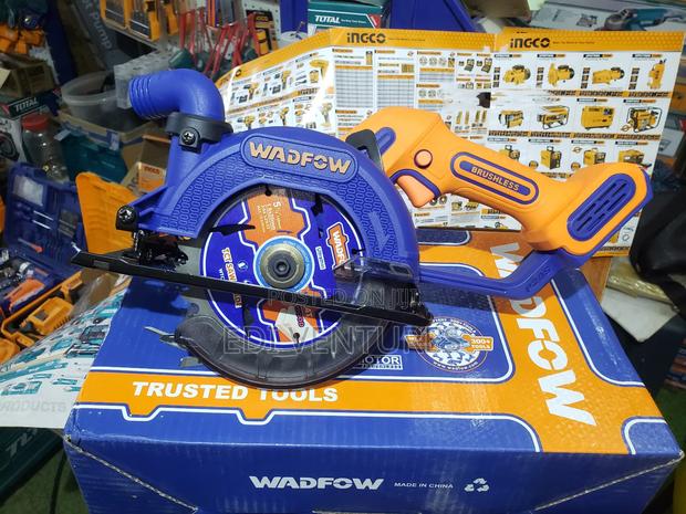 Wlwp5631. Wadfow Cordless Circular Saw 51⁄2 " 20v · Photo 3