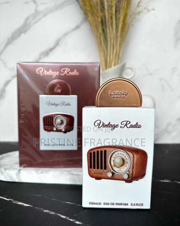Vintage Radio Edp 3.4oz(Unisex) · Photo 1