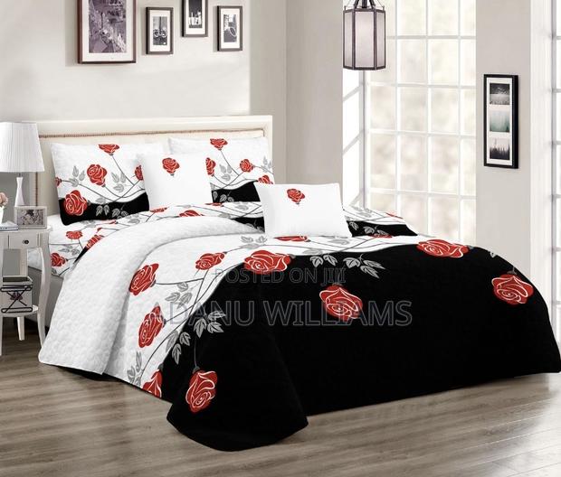 Luxury Quality Bedspread With 2 Pillow Cases (Quilt) · Photo 3