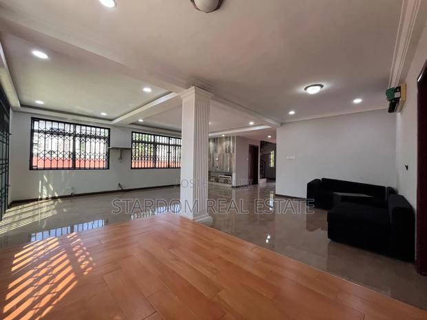 5bdrm House in Trassacco Area, East Legon for rent · Photo 5