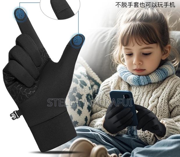 Children’S Winter Gloves · Photo 1