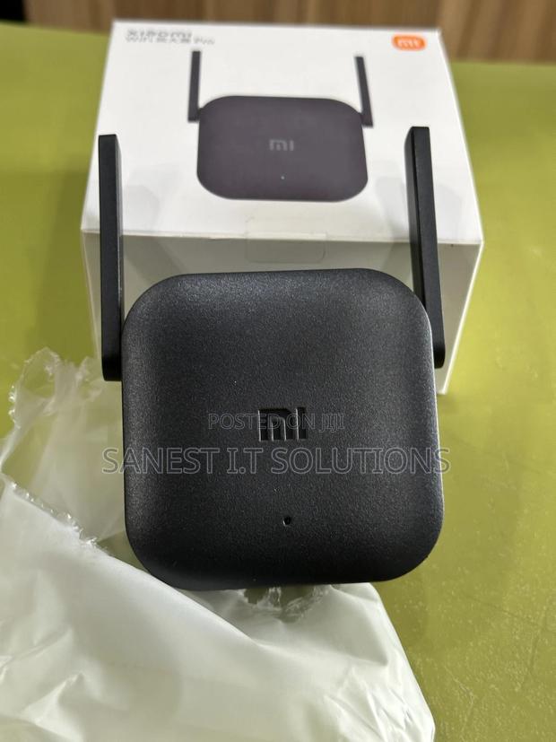Xiaomi Wi-Fi Range Extender · Photo 1