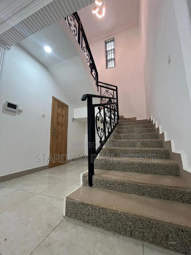 4bdrm Duplex in Adjiringanor, East Legon for rent · Photo 7