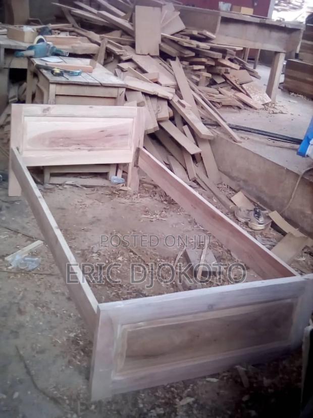 Single Bed · Photo 1