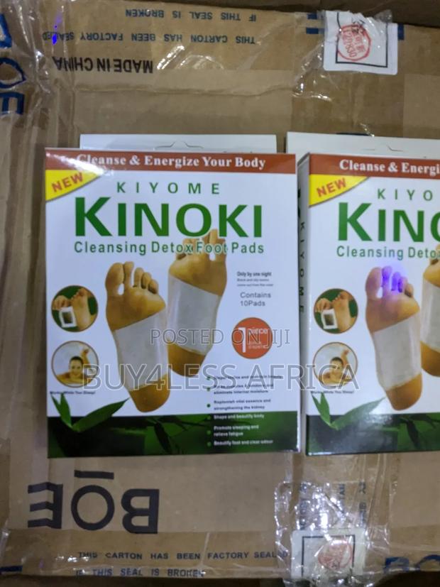 10 Pieces Kinoki Foot Detox Cleansing Pad · Photo 3