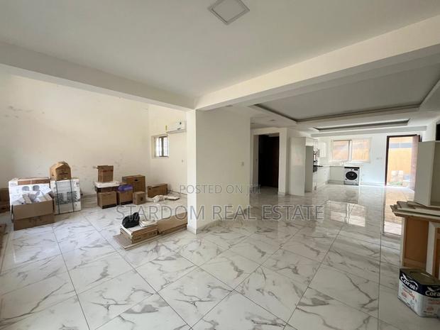 4bdrm Duplex in East Legon, A&C Mall Area for rent · Photo 7