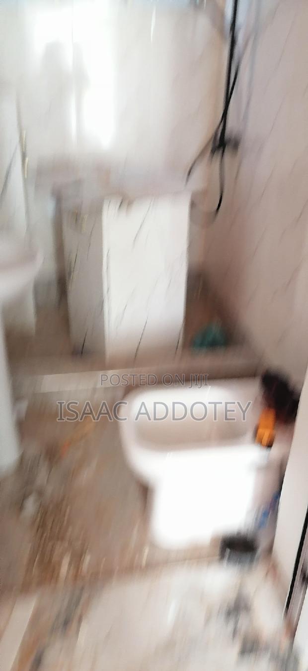 1bdrm Apartment in Chamber And Hall, Spintex for rent · Photo 4