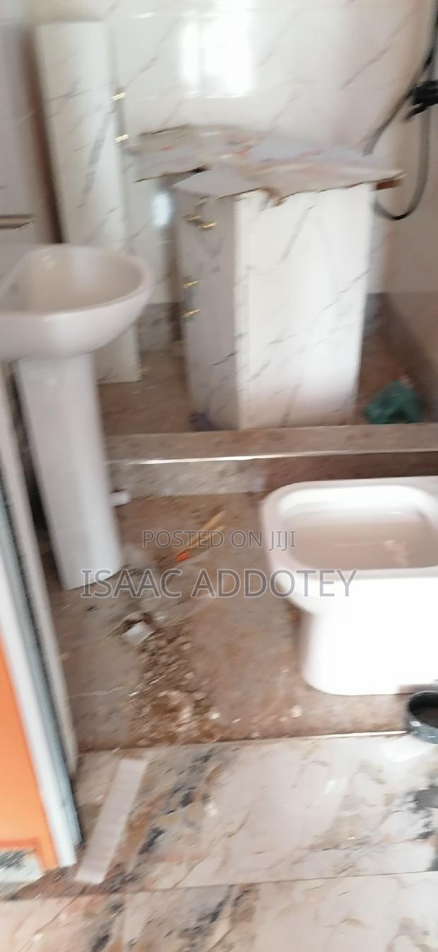1bdrm Apartment in Chamber And Hall, Spintex for rent · Photo 7