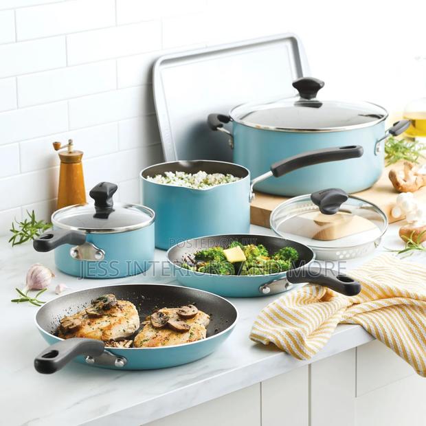 Farberware 15-Piece Nonstick Cookware · Photo 1