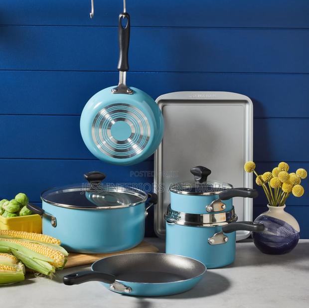 Farberware 15-Piece Nonstick Cookware · Photo 3