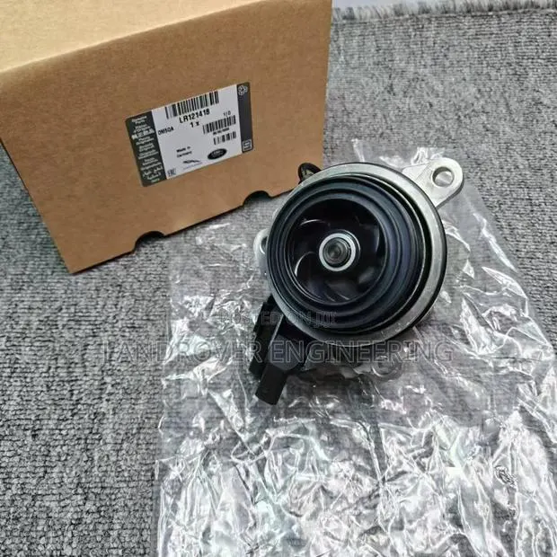 Original Land Rover Range Rover Straight 6 Water Pump · Photo 1