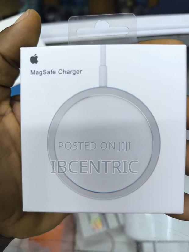 Apple Magsafe Charger · Photo 2