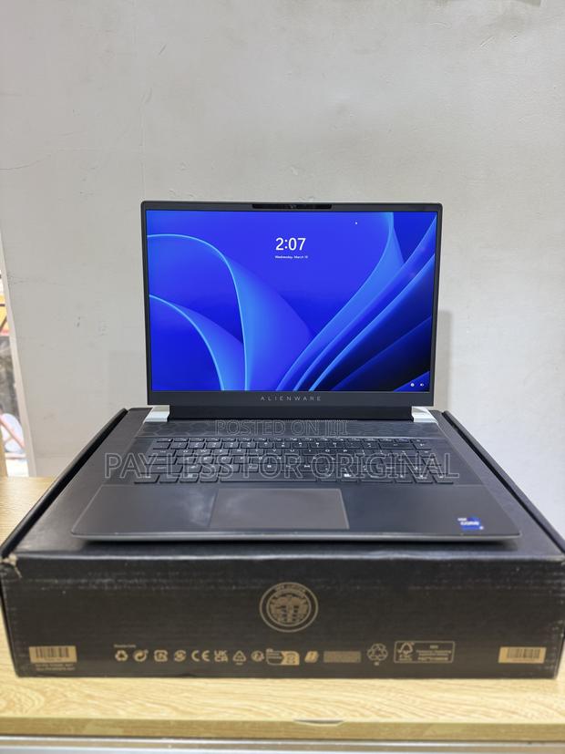 Laptop Dell Alienware X16 32GB Intel Core I9 SSD 1T · Photo 2