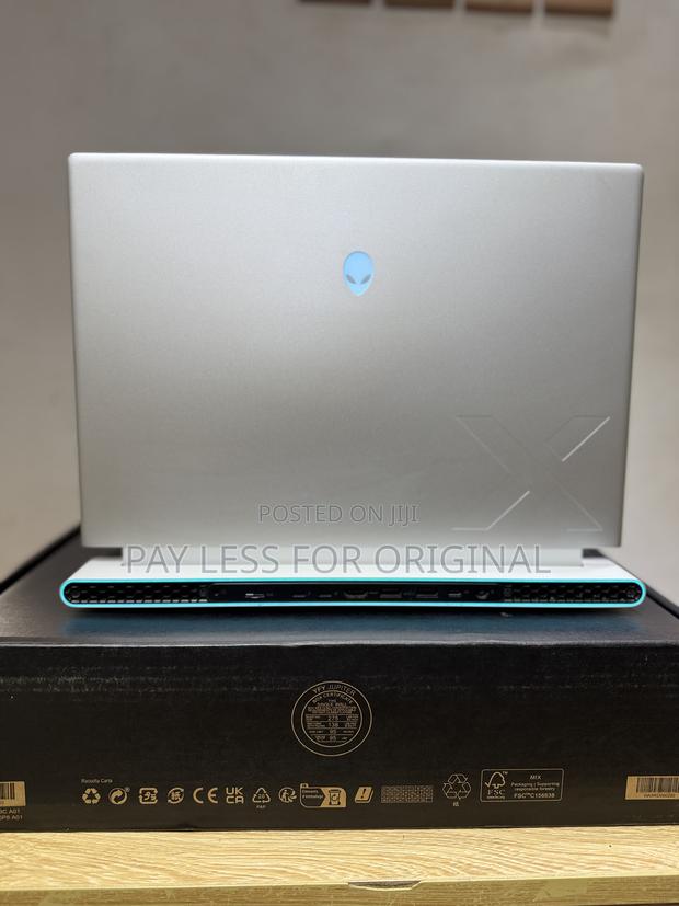 Laptop Dell Alienware X16 32GB Intel Core I9 SSD 1T · Photo 6