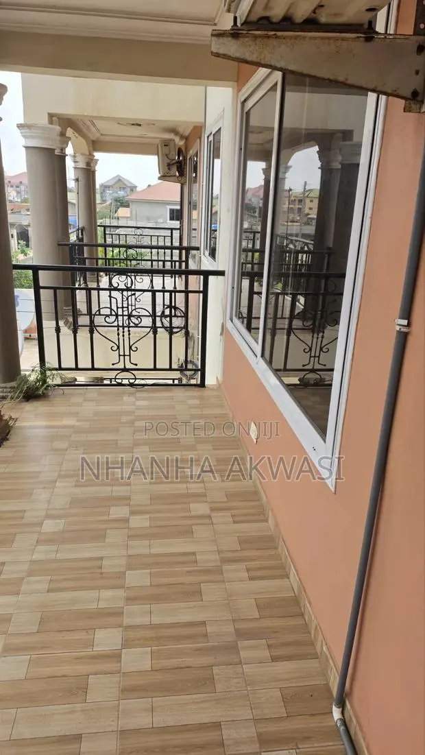 2bdrm Apartment in Spintex, Sakumono for rent · Photo 1