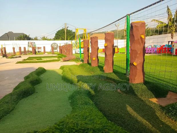 Commercial Leisure Center for Sale in Oyarifa · Photo 8