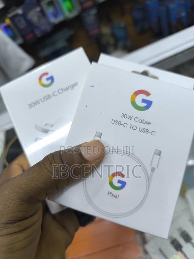Usb-C to Usb-C Charger · Photo 1