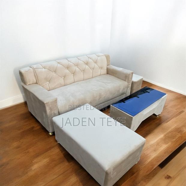 Cream Fabric Sofa Set · Photo 2