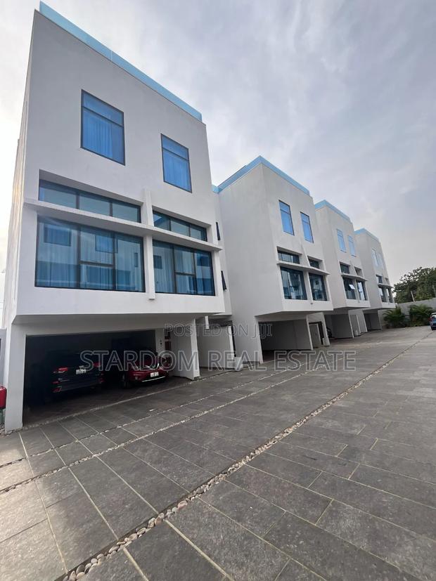 Furnished 4bdrm Townhouse / Terrace in East Legon for rent · Photo 2