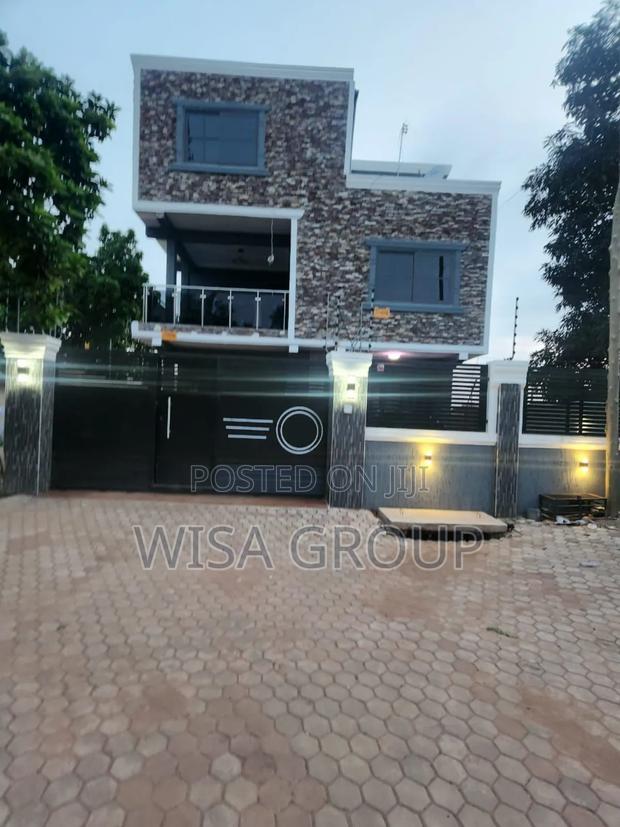 4bdrm Duplex in Wisa Group, Accra Metropolitan for rent · Photo 1