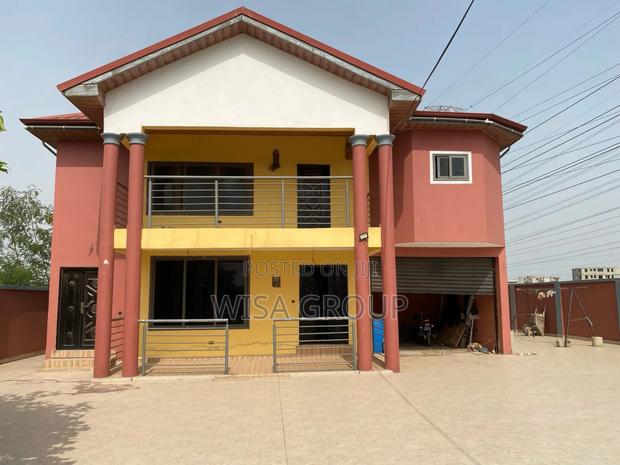 5bdrm House in Wisa Group, East Legon for rent · Photo 3