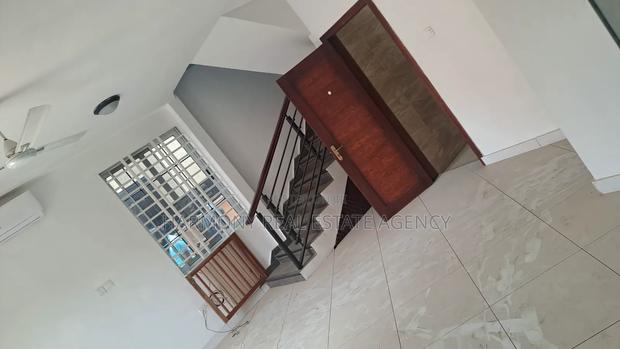 4bdrm House in Achimota for rent · Photo 8