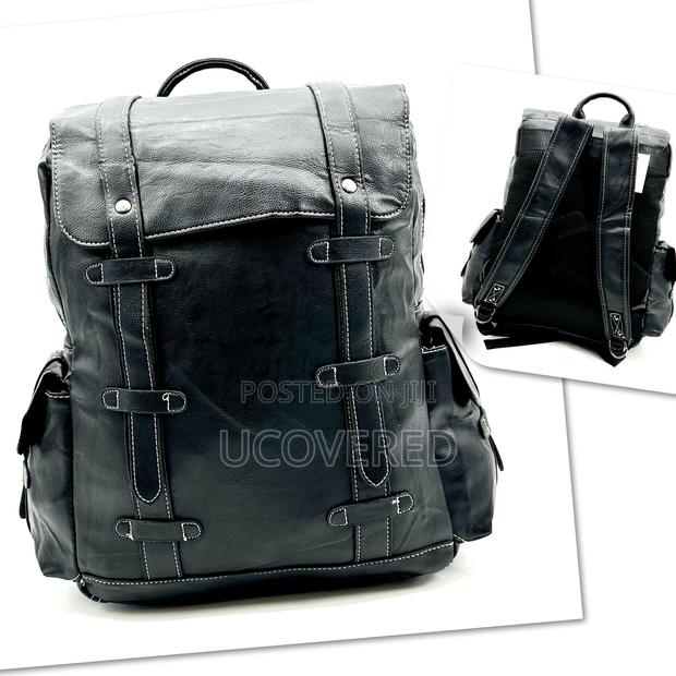 Vintage Leather Unisex Backpacks · Photo 2
