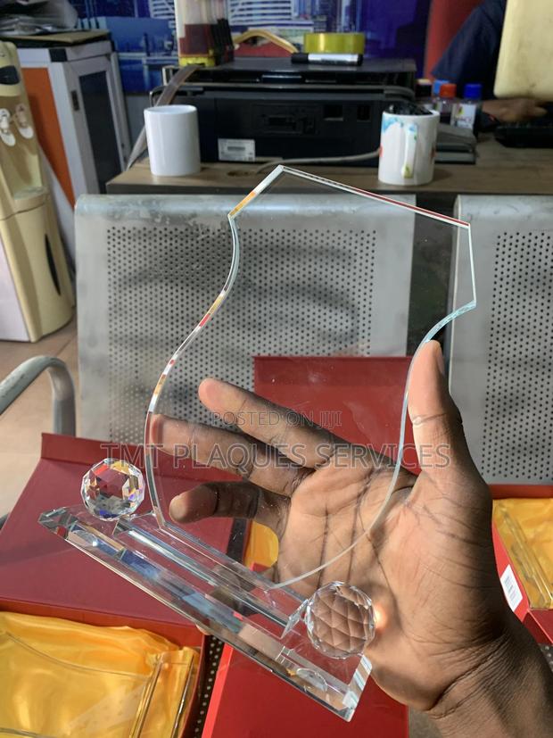 Rounded Shape Crystal Award Plaque · Photo 7