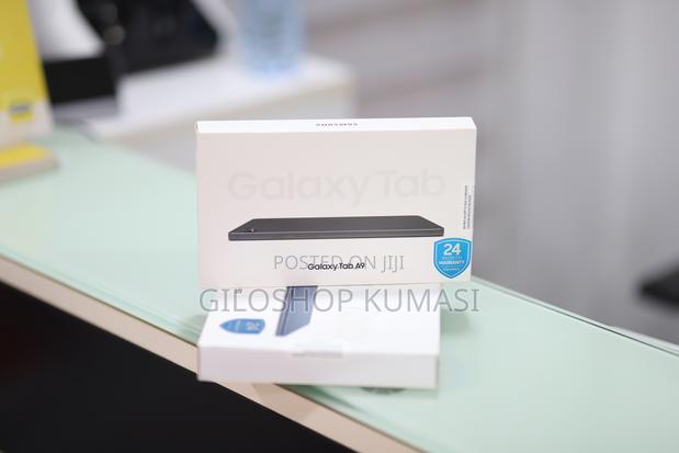 New Samsung Galaxy Tab A9 128 GB Blue · Photo 2