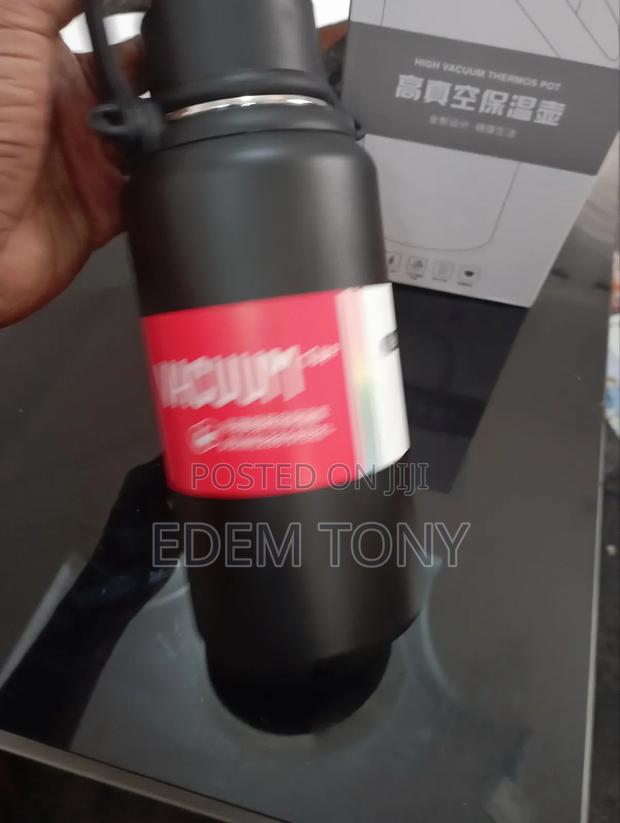Stainless Steel Vacuum Flask · Photo 6