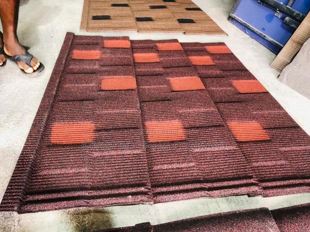 High Quality Shingle Tiles · Photo 1