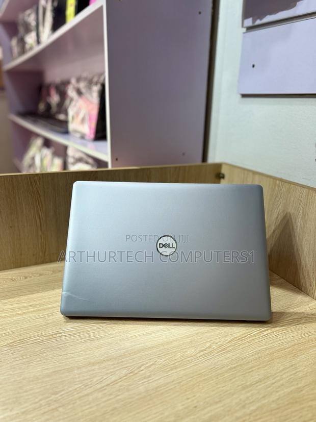 Laptop Dell Inspiron 15 16GB Intel Core I5 SSD 512GB · Photo 4